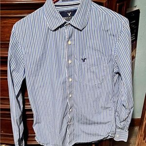 American Eagle Blue Striped Men's small button down vintage long sleeve shirt!